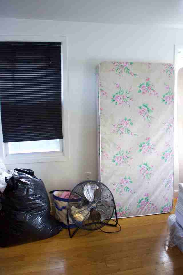 109-32 176th St #2 - Photo 3 of 7