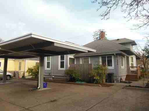 526 NW 2nd St - Photo 2 of 26