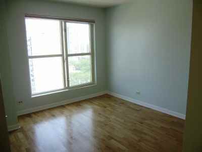 1212 N LaSalle St #1404