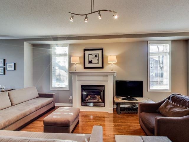 1 Bastedo Ave - Photo 2 of 3