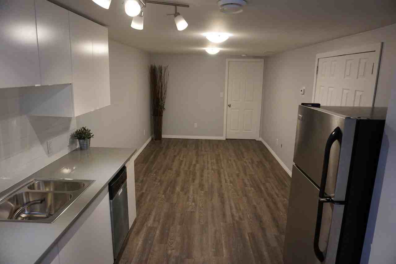 9323 86 St NW #9323B - Photo 2 of 13