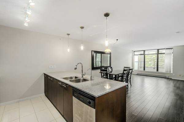 5811 No. 3 Road #307 - Photo 3 of 15
