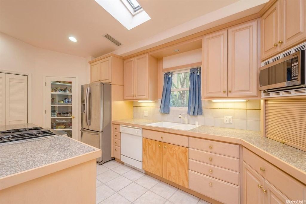 3917 Las Pasas Way #1 - Photo 3 of 6