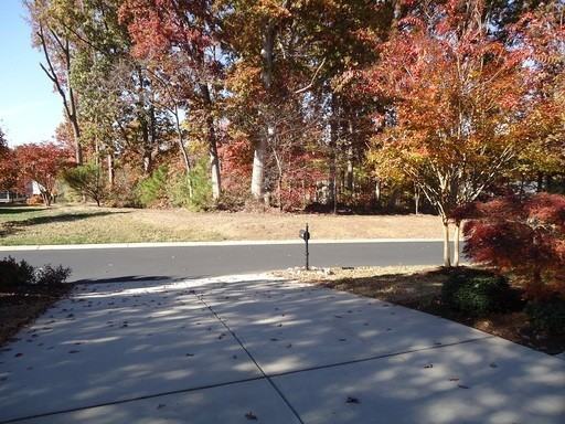 209 Sacred Woods Way - Photo 3 of 33