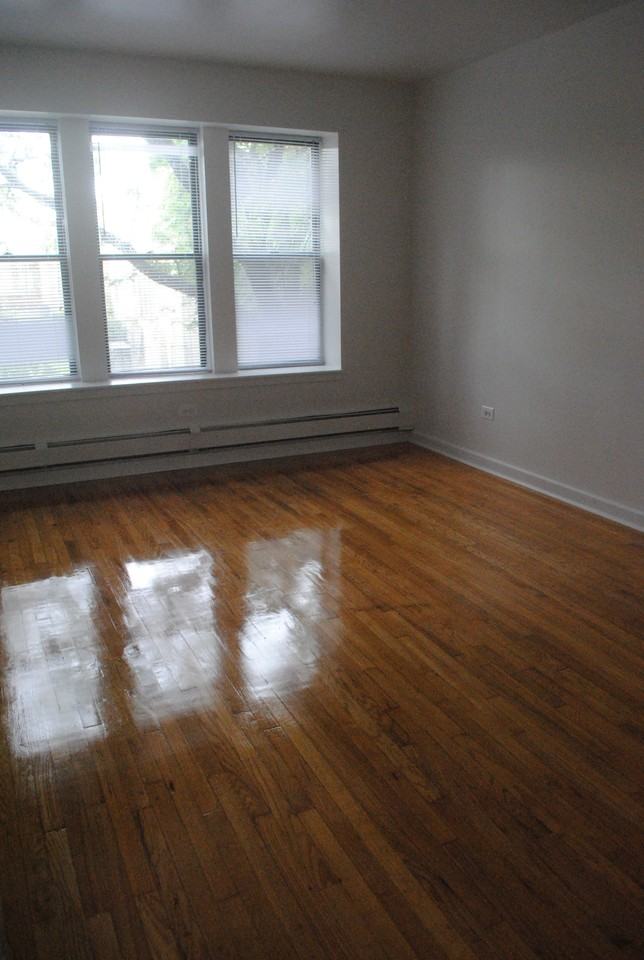 301 S Kilpatrick Ave #1 - Photo 2 of 6