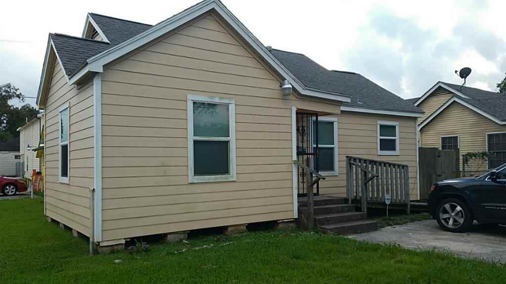 6946 Moss Rose St - Photo 3 of 4