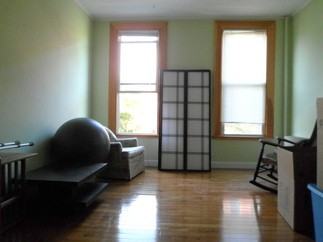 88 Eagle St 1R - Photo 2 of 3