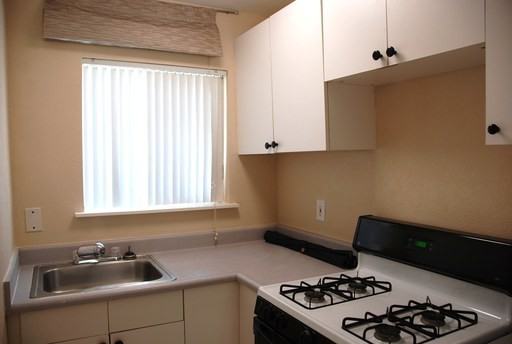 72755 Sierra Vista Dr - Photo 2 of 9