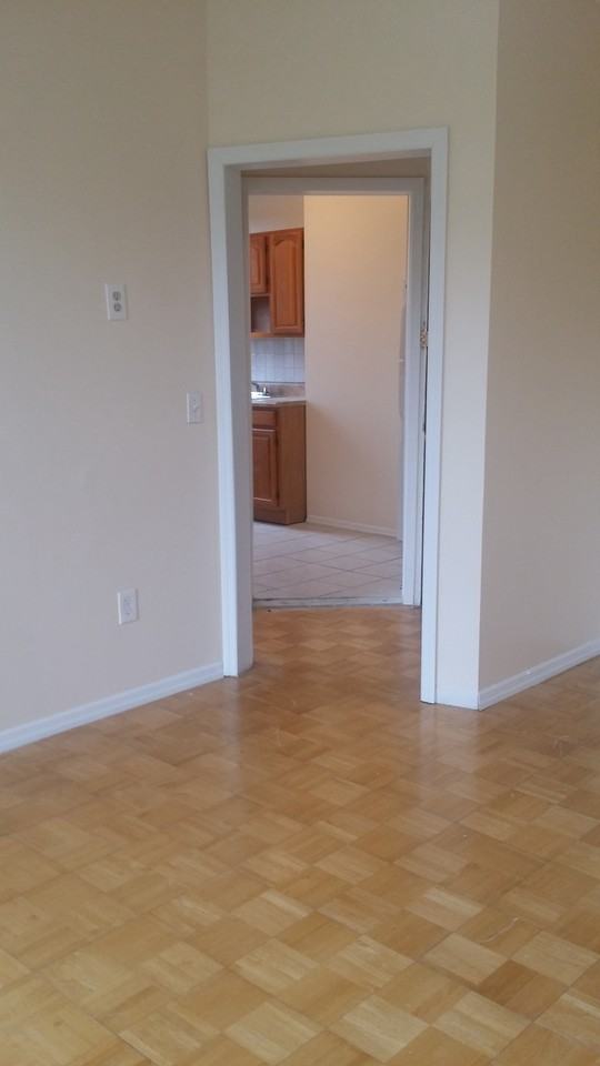 681 Macon St - Photo 3 of 6