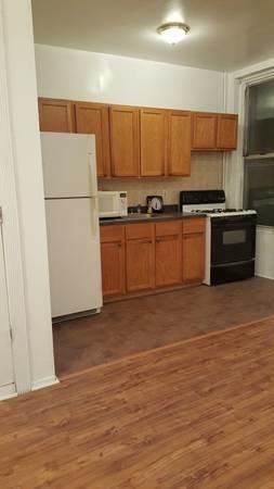 536 4th Ave 1 - Photo 2 of 5