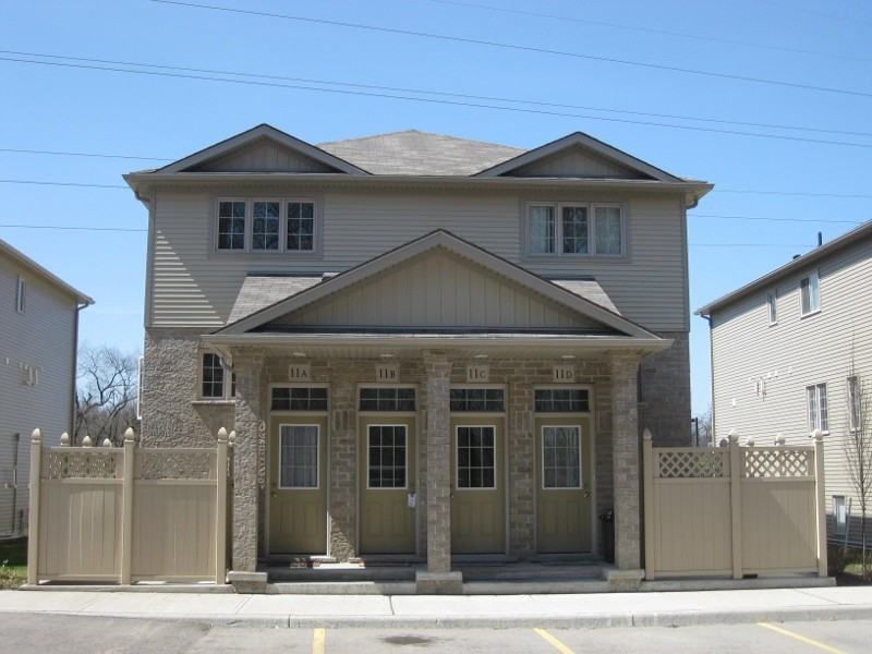 1941 Ottawa St S #12