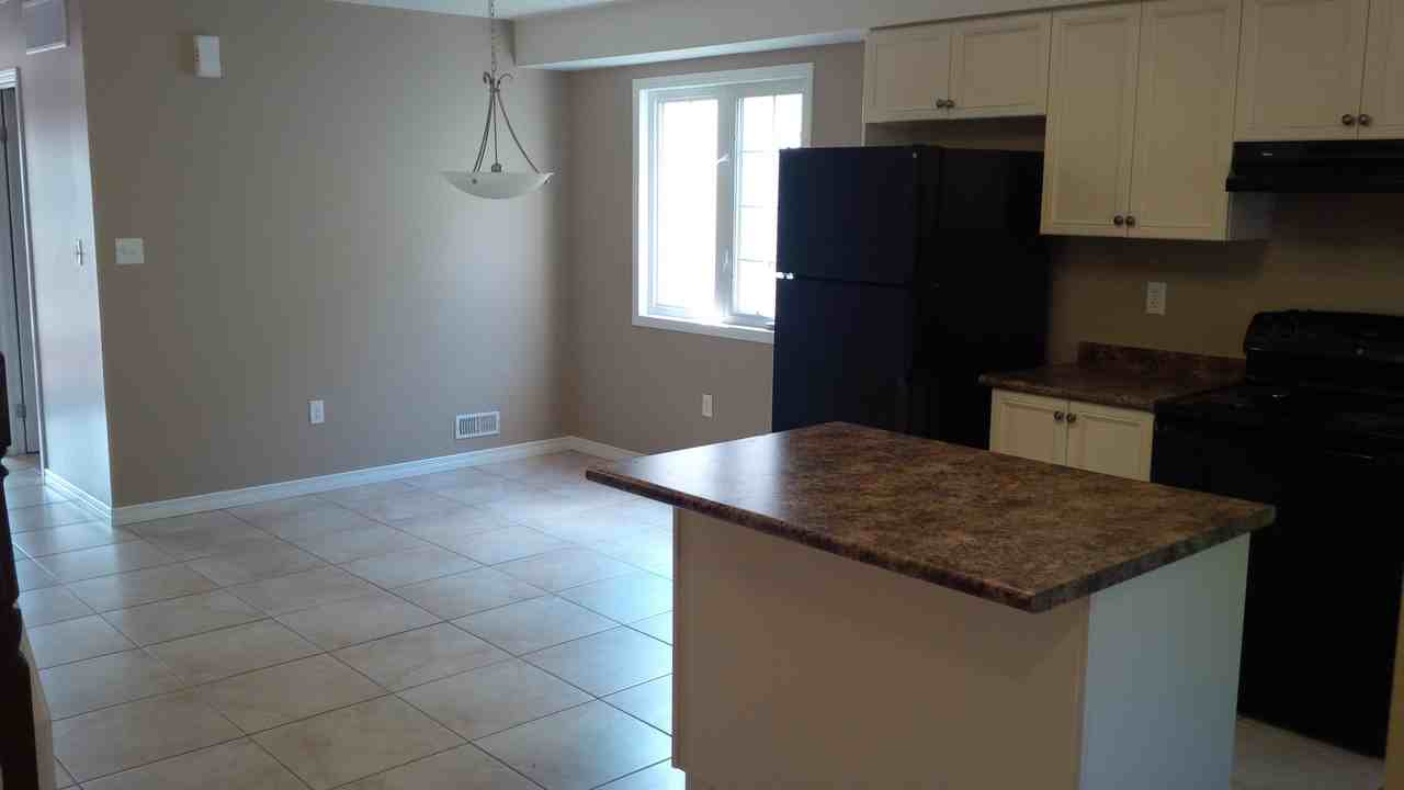 1941 Ottawa St S #12 - Photo 5 of 14