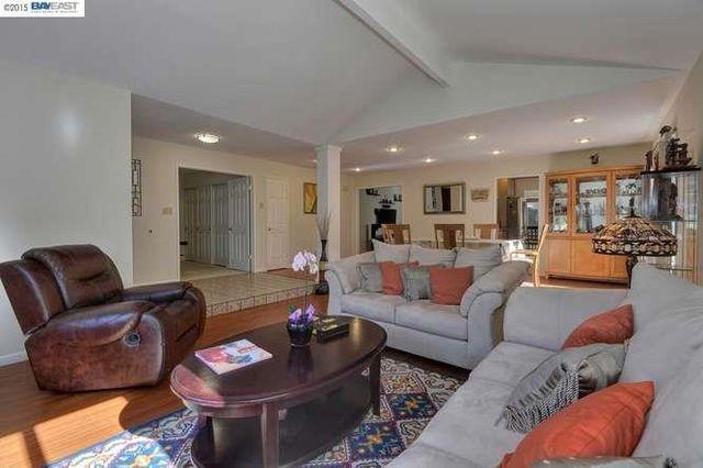 1020 Feller Ave - Photo 3 of 5