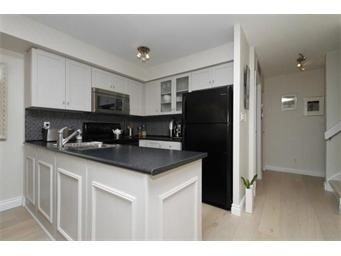 50 E Liberty St #1129 - Photo 2 of 9