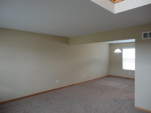 5418 Salma St - Photo 3 of 21