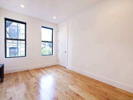 312 12th St #9 - Photo 2 of 5