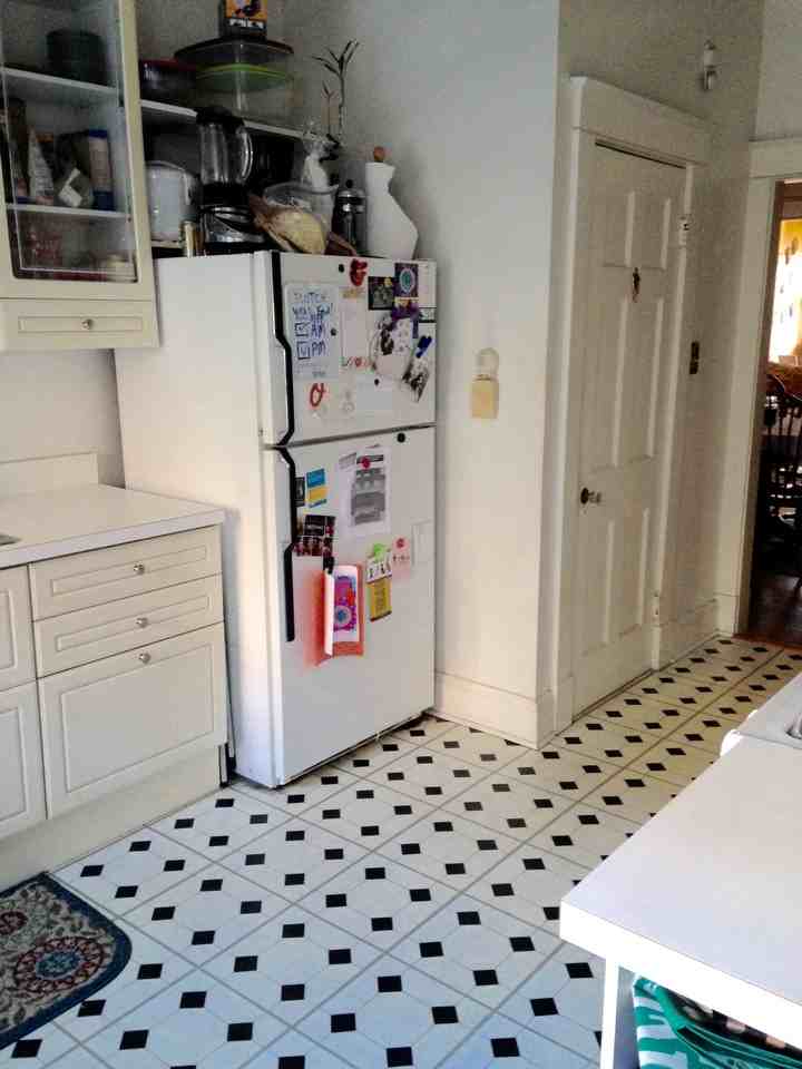 3806 Beech Ave - Photo 3 of 16