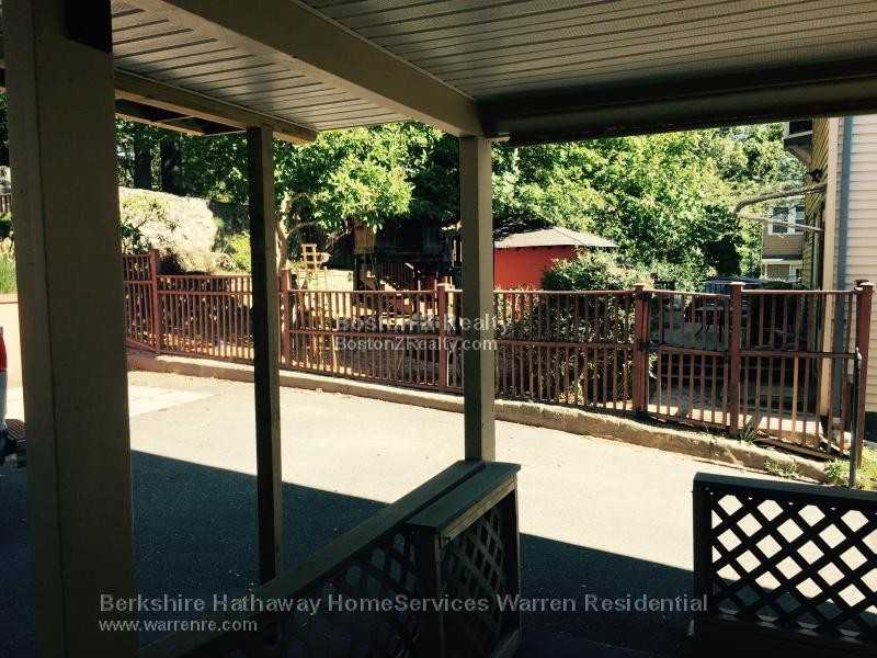 25 Mendum St - Photo 2 of 15