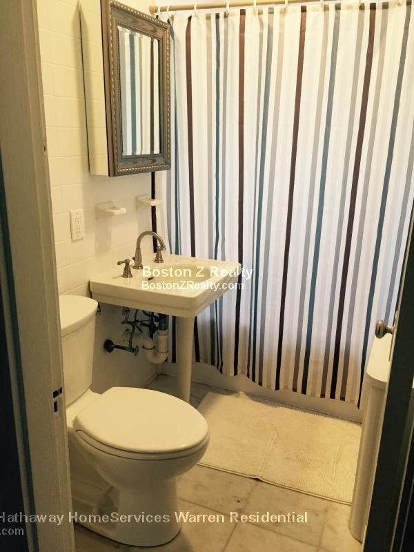 25 Mendum St - Photo 3 of 15