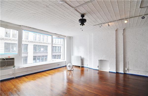 700 Columbus Ave 14E - Photo 3 of 3