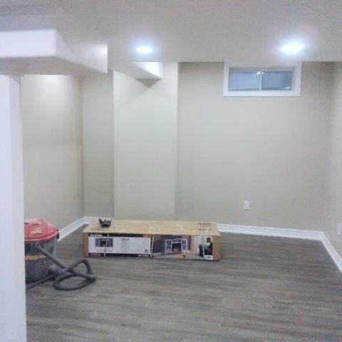 1821 Lamstone St - Photo 3 of 9