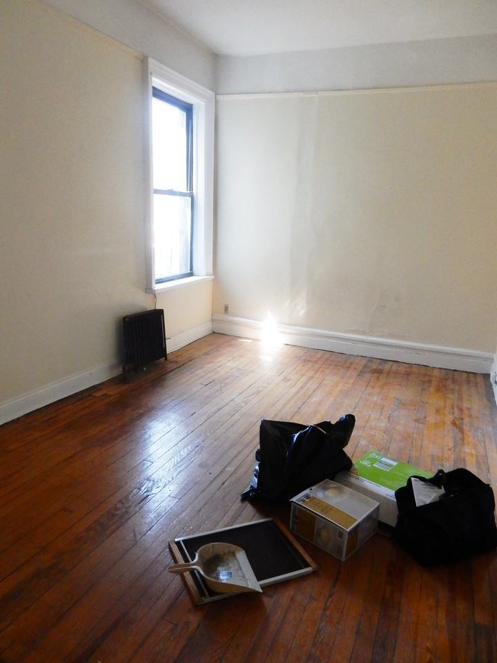 W 46th St - Photo 2 of 4