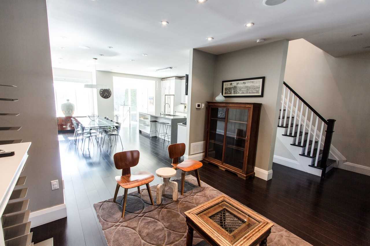 350 Shaw St - Photo 2 of 48