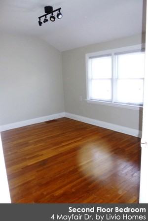 4 Mayfair Dr - Photo 3 of 4