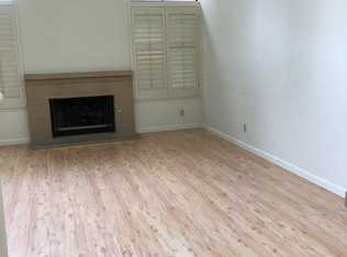 2736 Buena View Ct - Photo 2 of 5