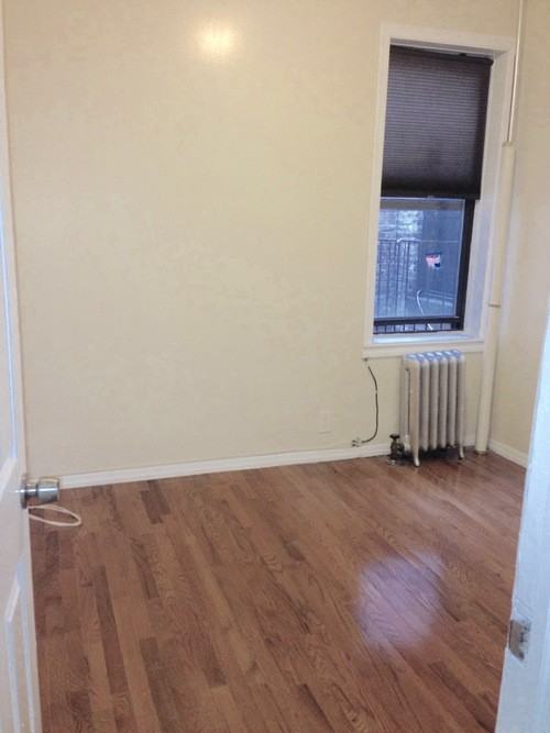 402 Riverdale Ave 3A - Photo 2 of 4