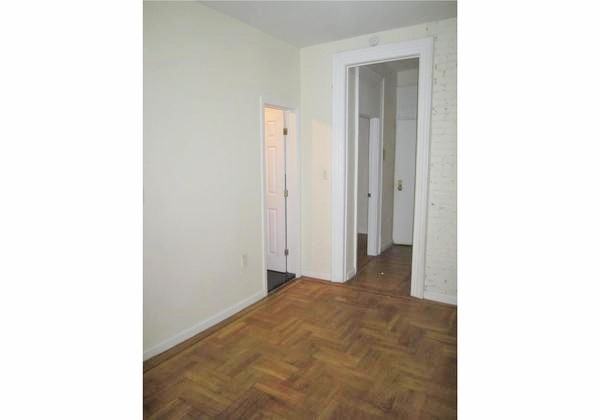 229 E 12th St #35 - Photo 3 of 6