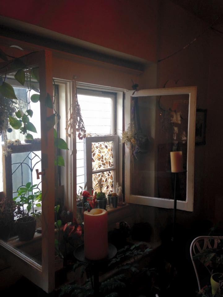 831 4 Ave NW #831 - Photo 3 of 5