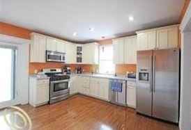 815 Monroe St - Photo 2 of 8