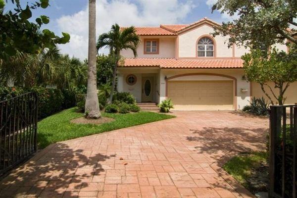 4320 S Ocean Blvd - Photo 3 of 6