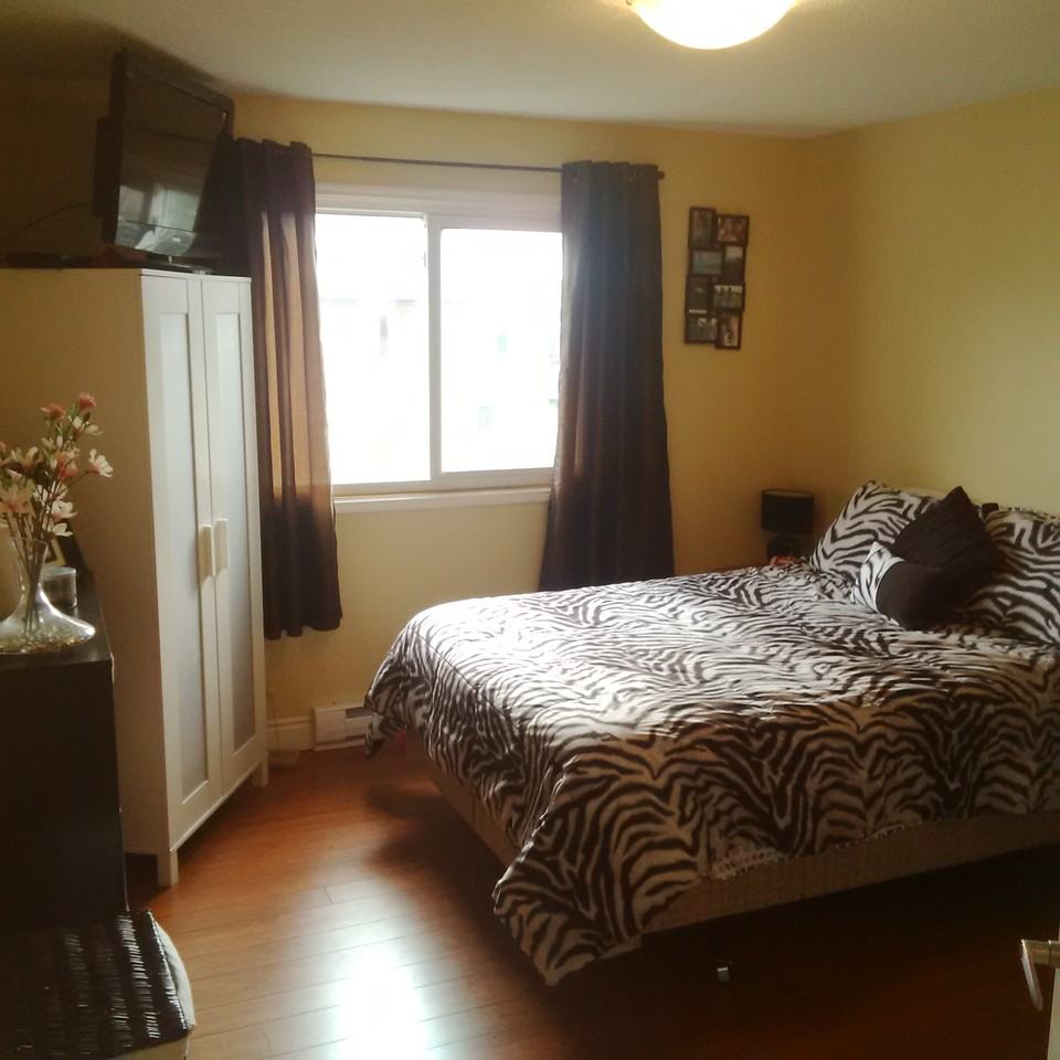 329 Northlake Dr #9 - Photo 2 of 6