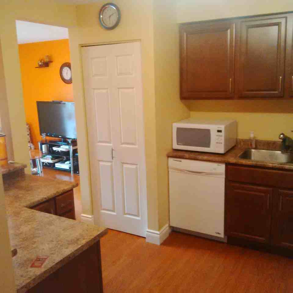 329 Northlake Dr #9 - Photo 3 of 6