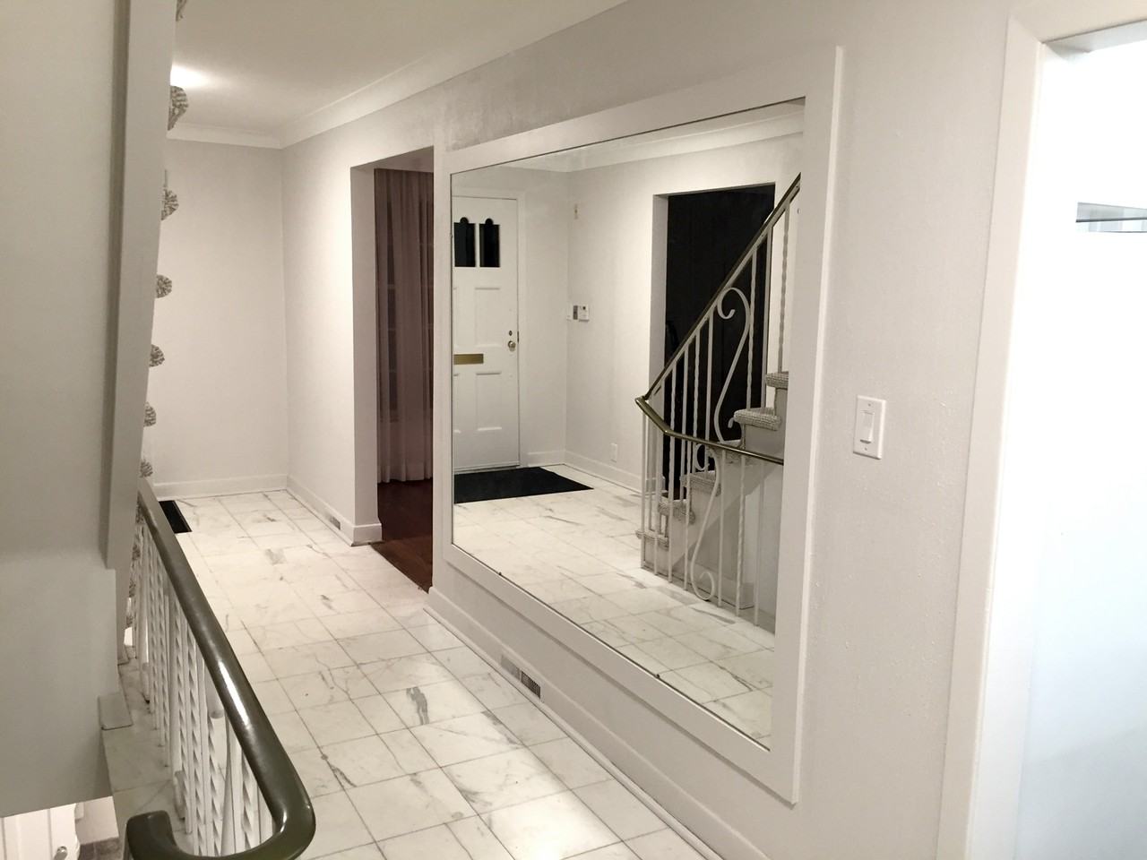 585 St Clements Ave - Photo 3 of 10