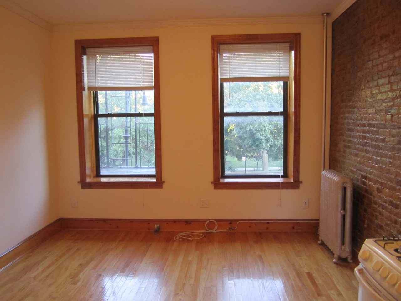 189 Prospect Park Southwest 9W - Photo 2 of 4