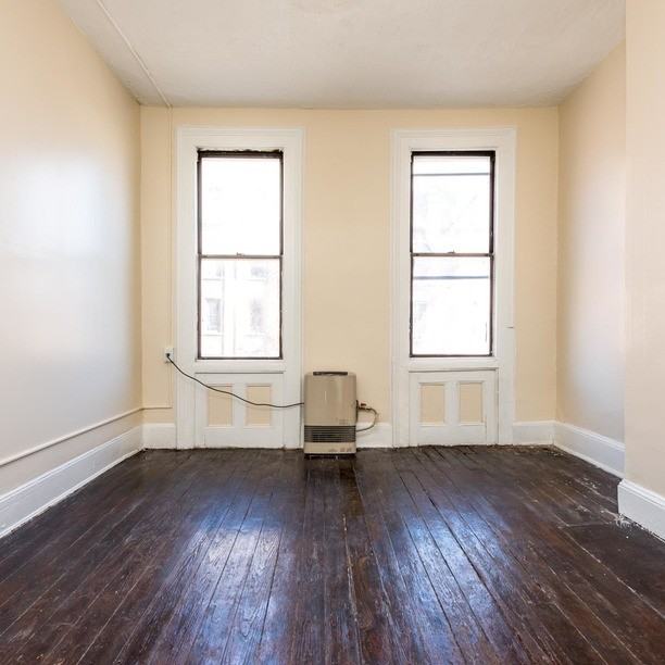 113 Graham Ave