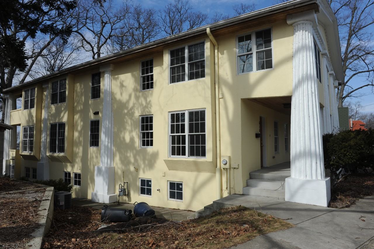 610 Chestnut Ave #2 - Photo 2 of 13