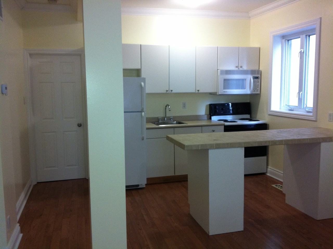 303 Bell St S #303