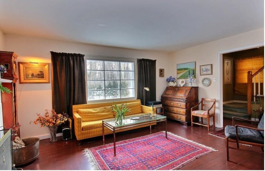 729 Hemlock Rd - Photo 2 of 12