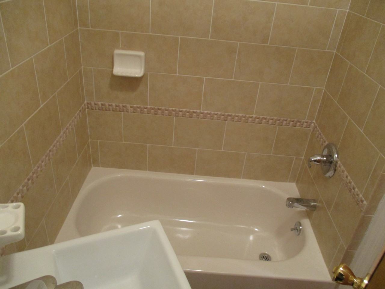 2304 7th Ave 1A - Photo 2 of 4