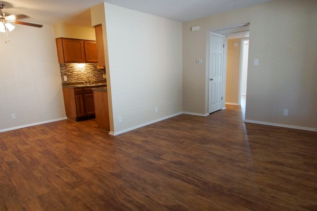 1200 Sam Bass Rd - Photo 3 of 5