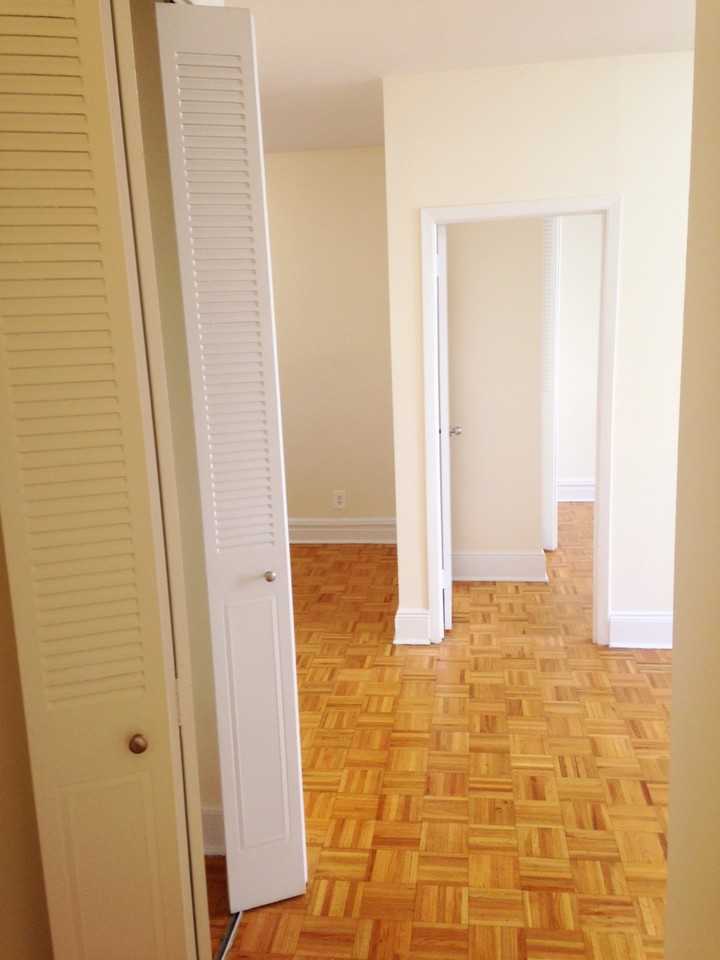 37 Allen Ave 4C - Photo 2 of 4