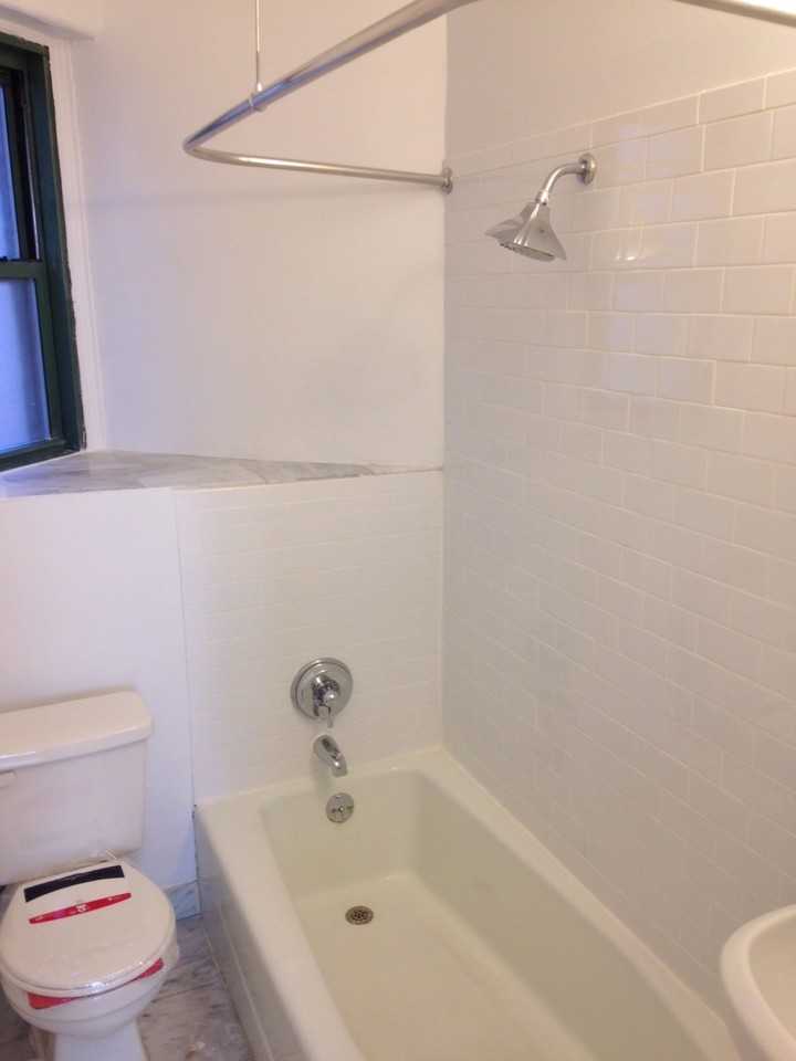 37 Allen Ave 4C - Photo 3 of 4