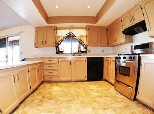 13701 White Sail Dr - Photo 2 of 8