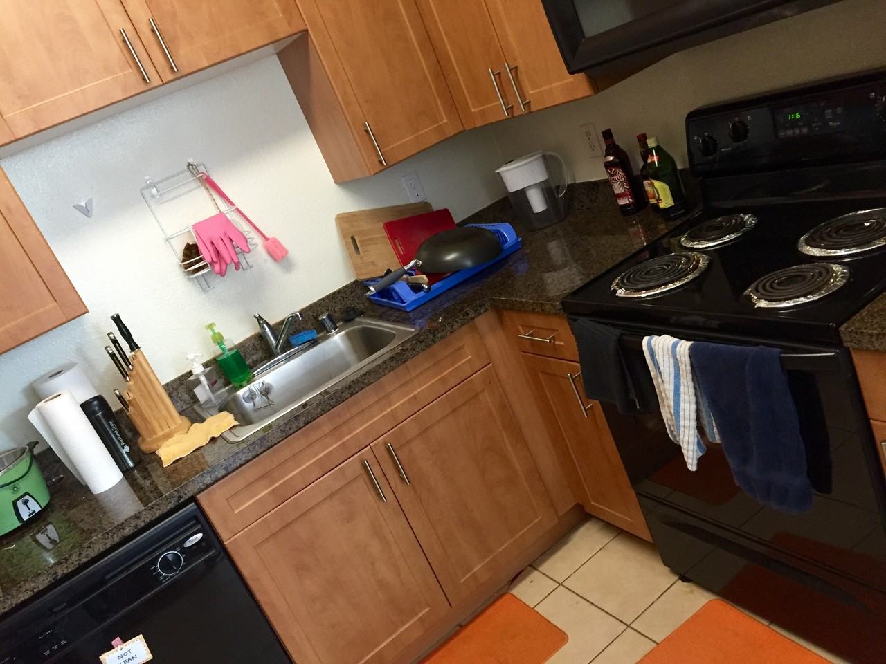 1626 Pierce St - Photo 3 of 7