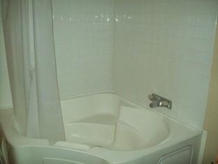 107 Oak Brook Rd - Photo 3 of 6