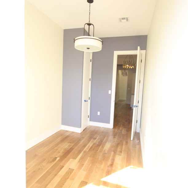 1426 Dekalb Ave - Photo 3 of 14